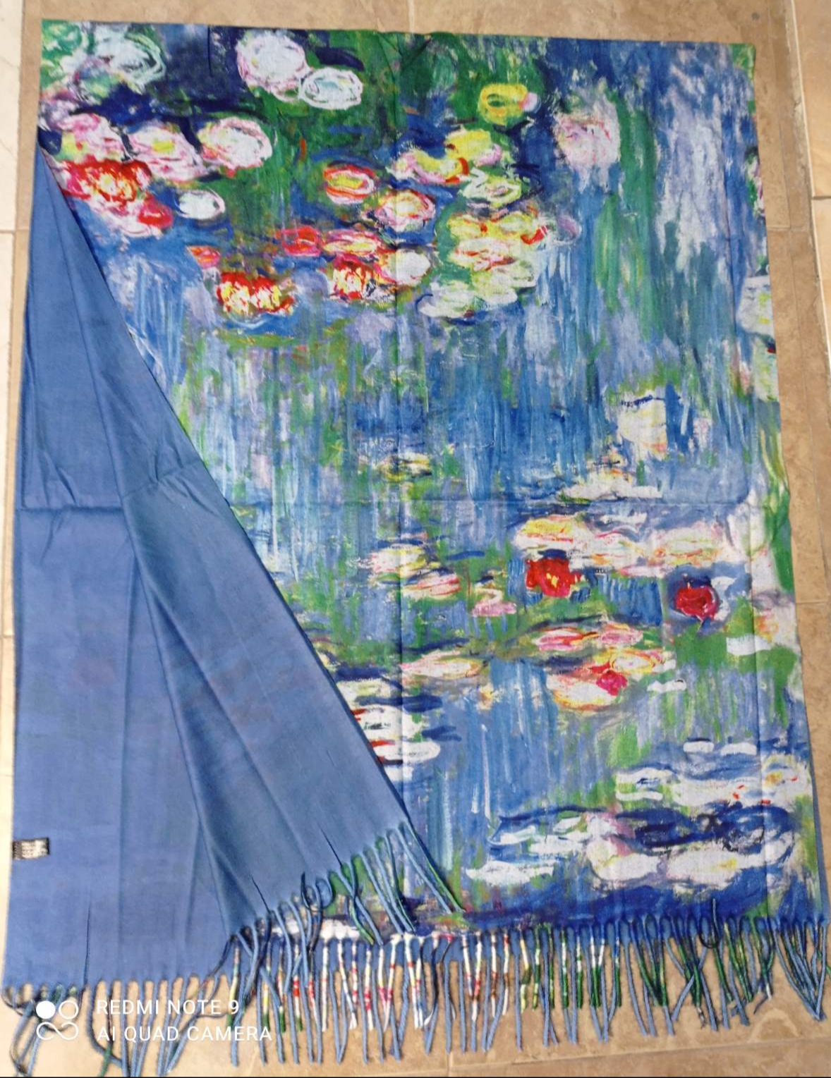 Кашмирен шал - картина Water Flowers