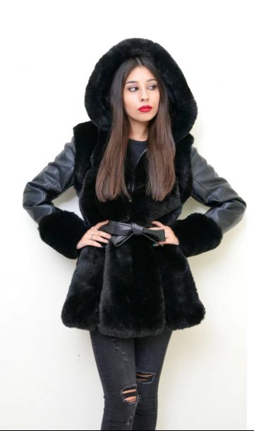 Луксозно дамско палто AY727